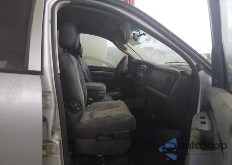 2004 Dodge Ram 1500 Slt/Laramie z USA, uszkodzony, nr VIN 1D7HA18DX4S539285